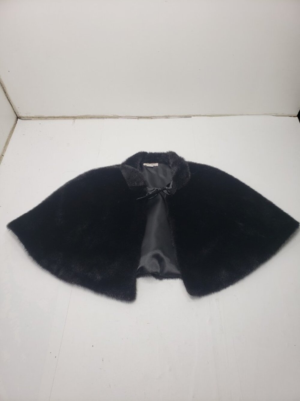 Ellie Fine Hats Black Faux Fur Shawl Cape Wrap Women's Formal Evening Tie Front